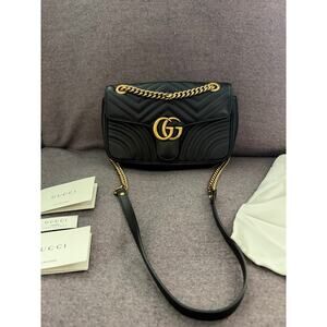 Black Leather GG Marmont Matelassé Shoulder Bag